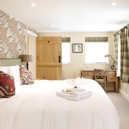 Hotel Bartons Mill Pub And Dining Basingstoke Esterno foto